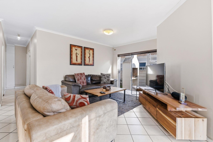 To Let 3 Bedroom Property for Rent in Parklands Western Cape